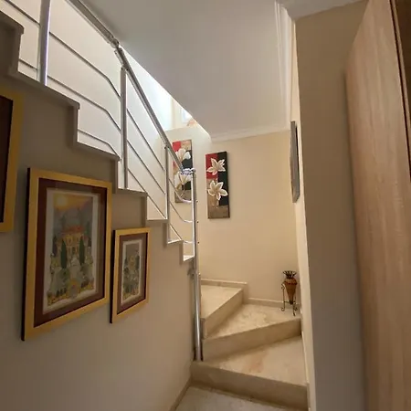 Apartment Muhtesem Manzarali,lux,havuzlu Dublex Daire *