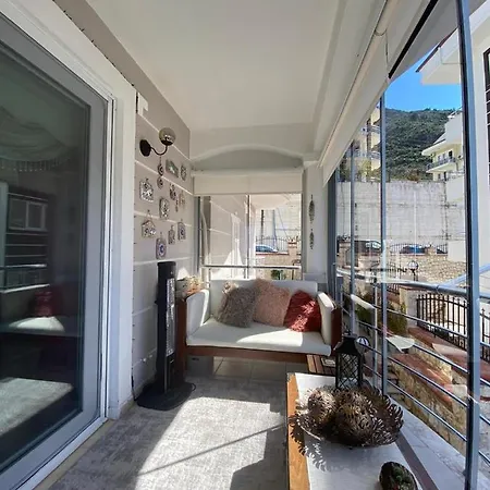Apartment Muhtesem Manzarali,lux,havuzlu Dublex Daire